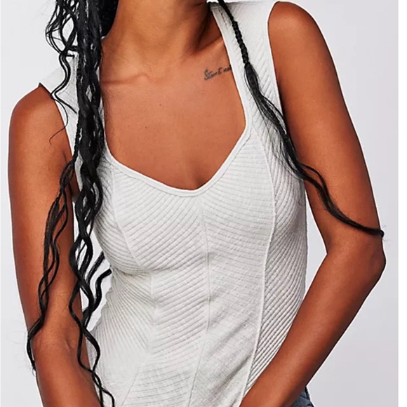 Free People Tops - FREE PEOPLE Boss Babe Tank SZ L